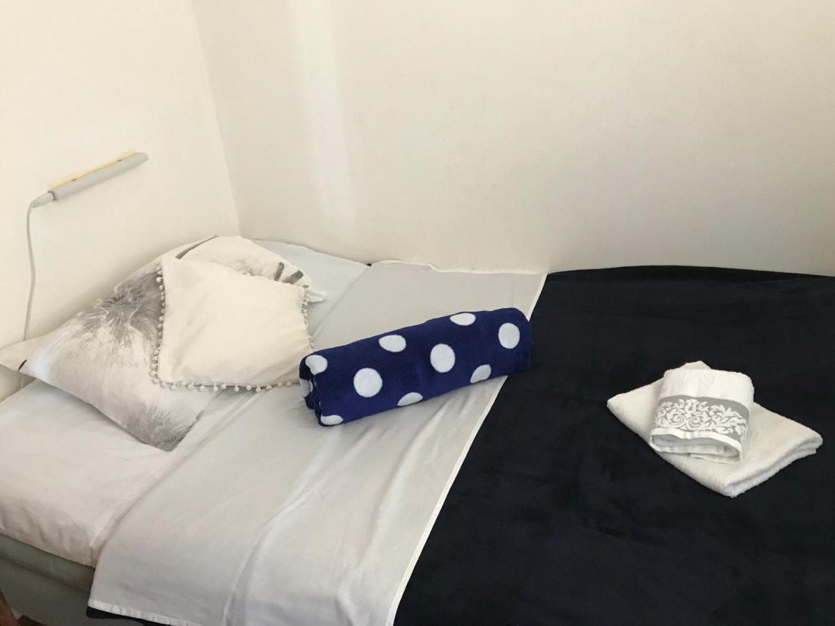 Apartment Aquamarin, Blizu Mora S Pogledom Na More, Za Do 6 Osoba Malinska Eksteriør billede