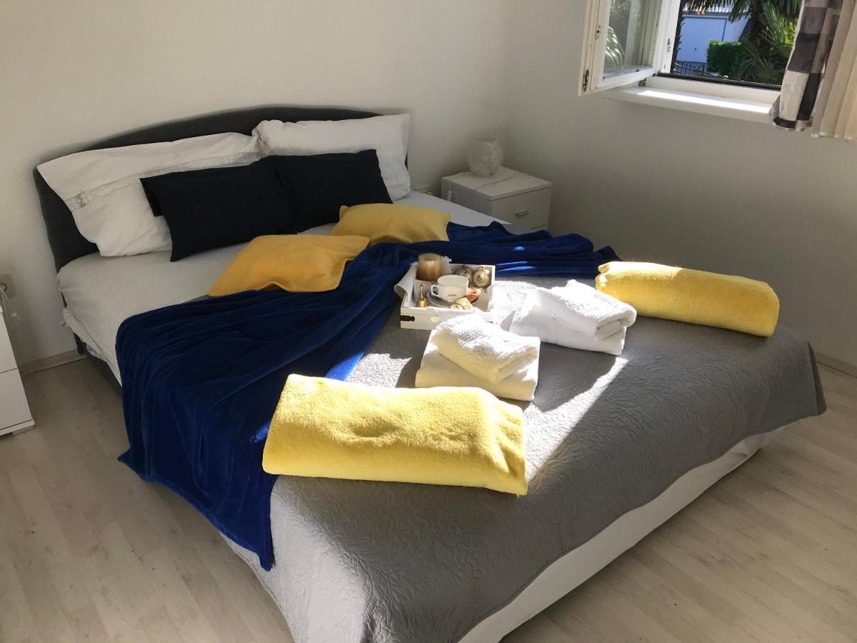 Apartment Aquamarin, Blizu Mora S Pogledom Na More, Za Do 6 Osoba Malinska Eksteriør billede