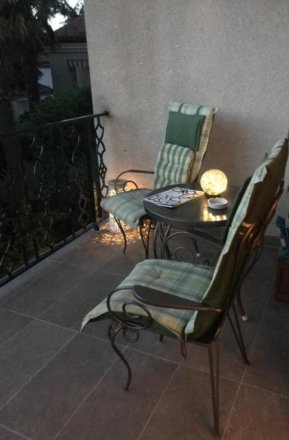 Apartment Aquamarin, Blizu Mora S Pogledom Na More, Za Do 6 Osoba Malinska Eksteriør billede